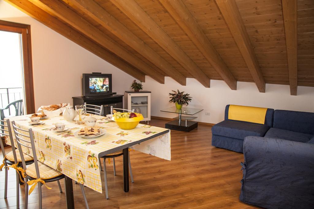 Appartement Casa Sole à Vercana Chambre photo